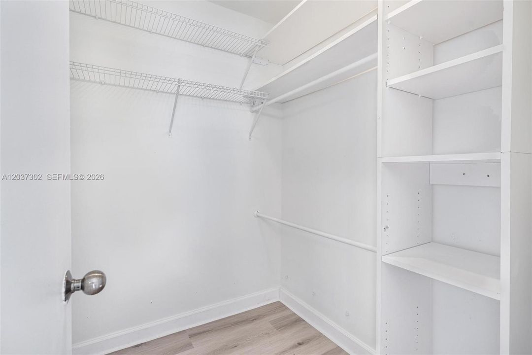 For Rent: $2,500 (2 beds, 2 baths, 1340 Square Feet)