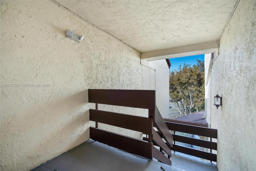 For Rent: $2,500 (2 beds, 2 baths, 1340 Square Feet)
