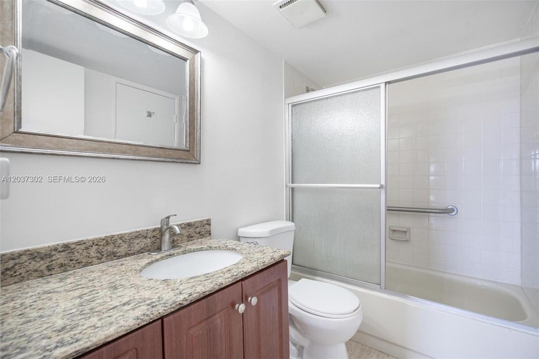 For Rent: $2,500 (2 beds, 2 baths, 1340 Square Feet)