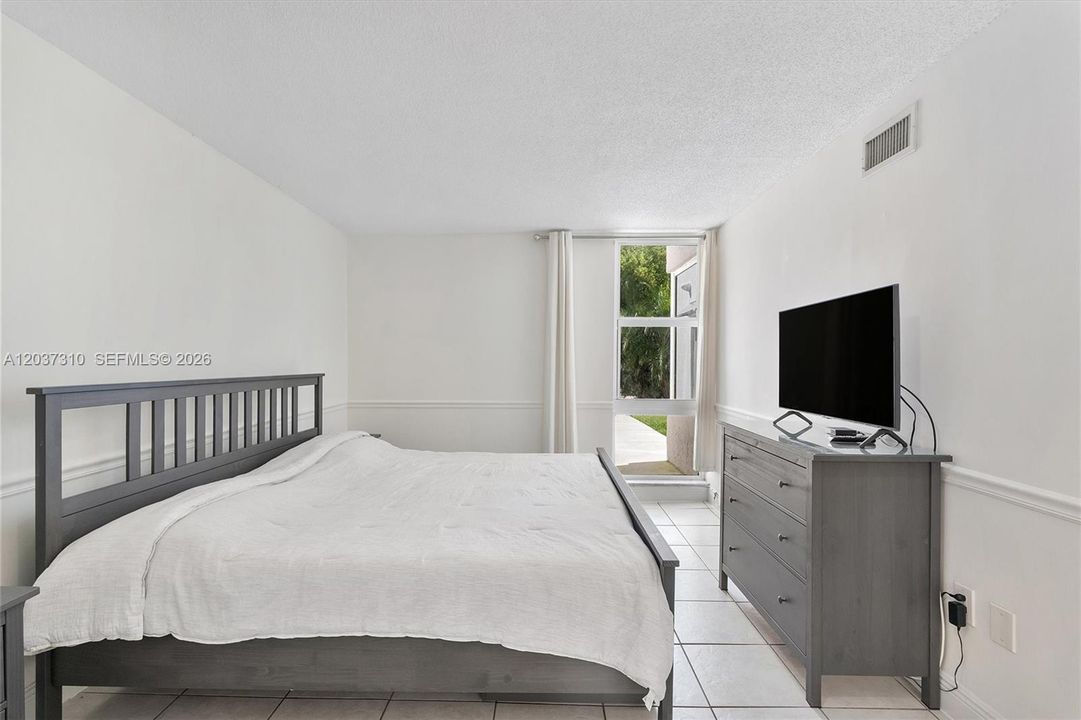 En Renta: $2,500 (2 camas, 2 baños, 937 Pies cuadrados)
