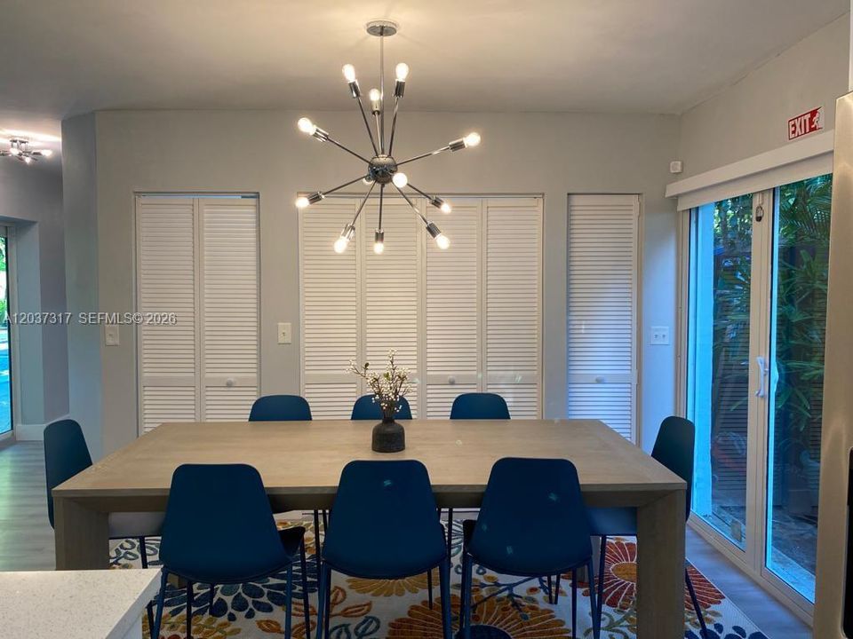 For Sale: $799,000 (3 beds, 2 baths, 1494 Square Feet)