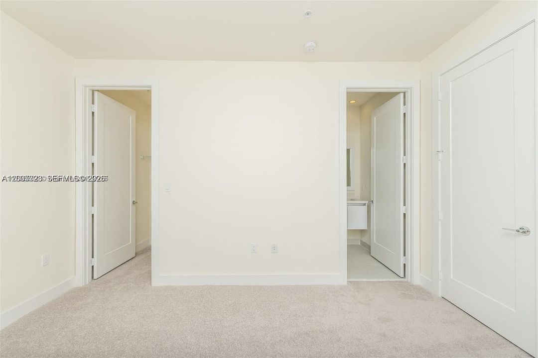 В аренду: $3,950 (3 спален, 3 ванн, 1781 Квадратных фут)