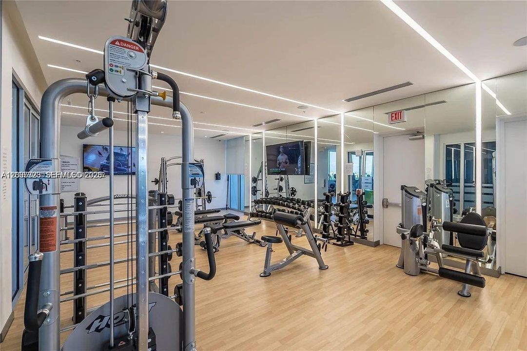 В аренду: $3,950 (3 спален, 3 ванн, 1781 Квадратных фут)