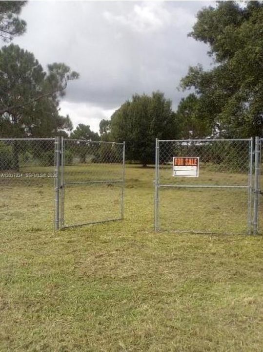 For Sale: $65,000 (1.09 acres)