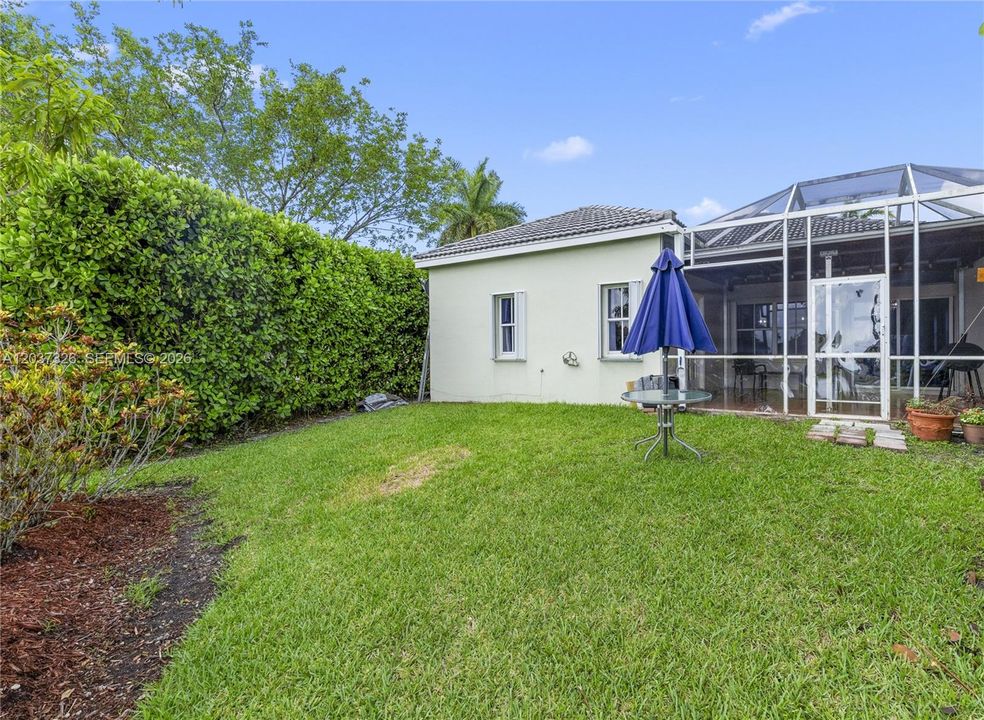 For Sale: $694,000 (3 beds, 2 baths, 1556 Square Feet)