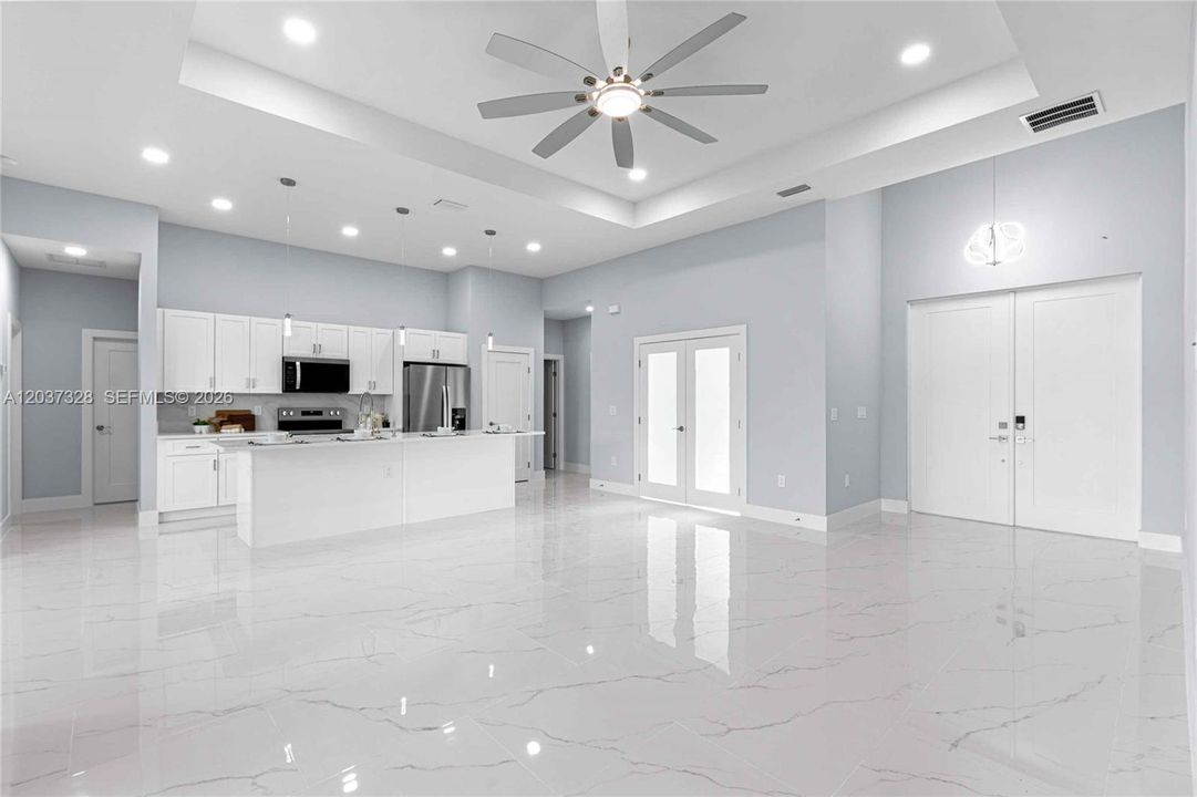 For Sale: $359,000 (3 beds, 2 baths, 1717 Square Feet)