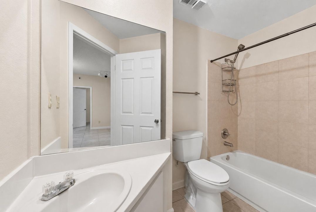 Virtually Decluttered Bathroom 2