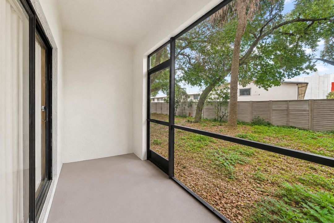Virtually Decluttered Screened-In Porch