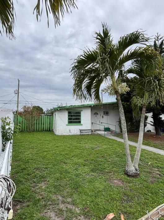 For Sale: $535,000 (3 beds, 1 baths, 1223 Square Feet)