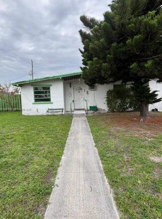 For Sale: $535,000 (3 beds, 1 baths, 1223 Square Feet)