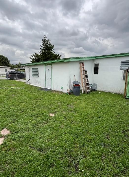 For Sale: $535,000 (3 beds, 1 baths, 1223 Square Feet)
