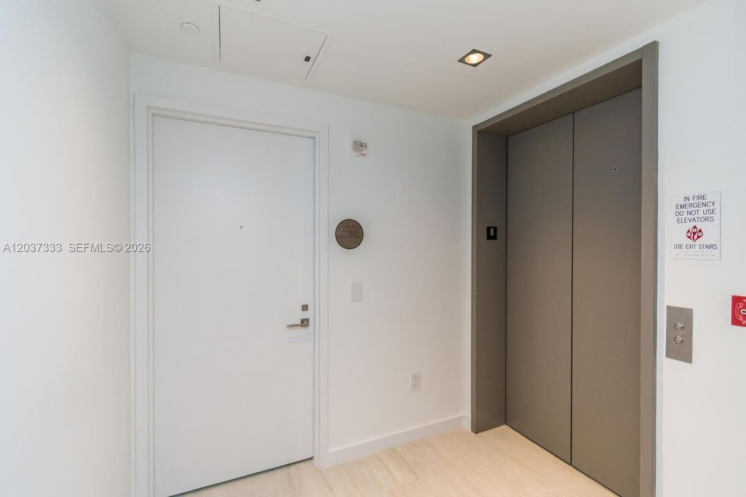For Rent: $6,900 (2 beds, 3 baths, 1151 Square Feet)
