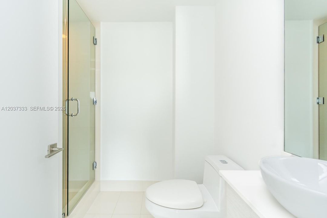 For Rent: $6,900 (2 beds, 3 baths, 1151 Square Feet)