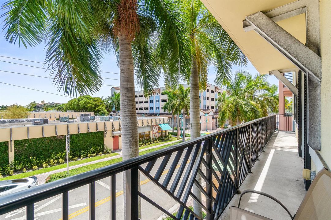 034-225Northeast1stStreet-207-DelrayBeac