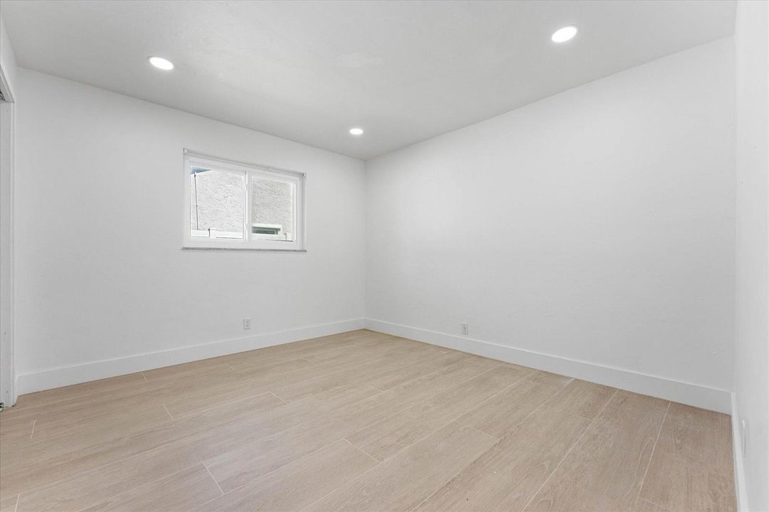 18-1540 NW 10th St, Boca Raton-16