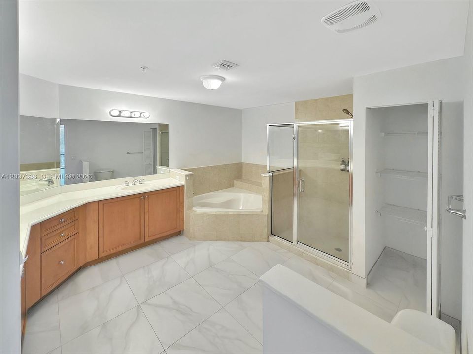На продажу: $615,000 (2 спален, 2 ванн, 2182 Квадратных фут)