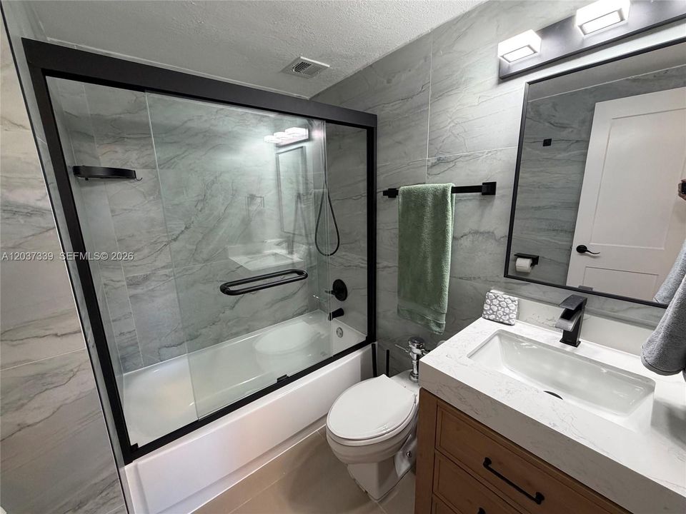 For Rent: $6,650 (2 beds, 2 baths, 1239 Square Feet)