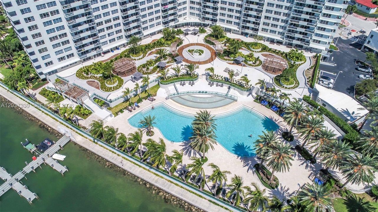 For Rent: $6,650 (2 beds, 2 baths, 1239 Square Feet)