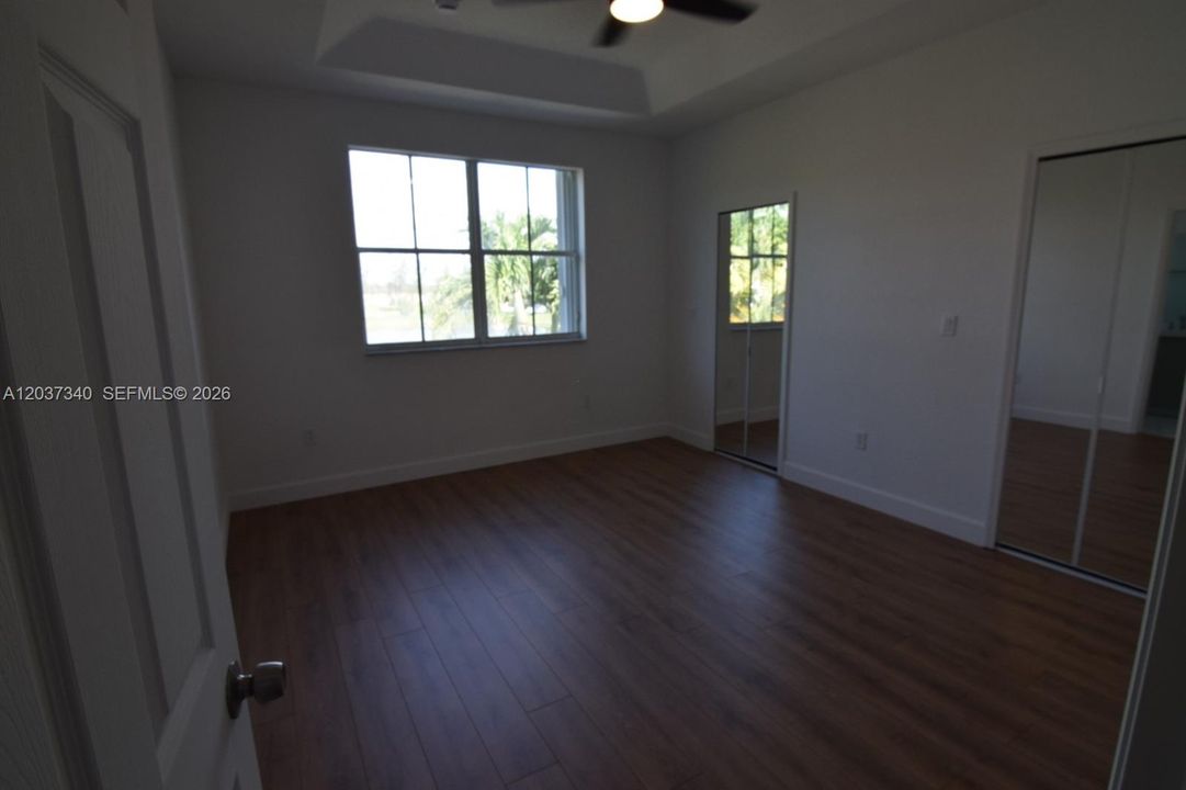 В аренду: $3,800 (3 спален, 2 ванн, 1520 Квадратных фут)