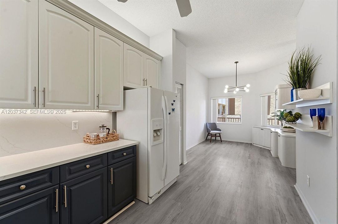 For Sale: $245,000 (2 beds, 2 baths, 1500 Square Feet)