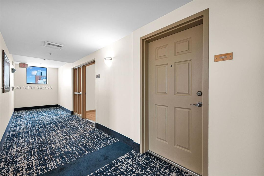 For Sale: $560,000 (2 beds, 2 baths, 1542 Square Feet)