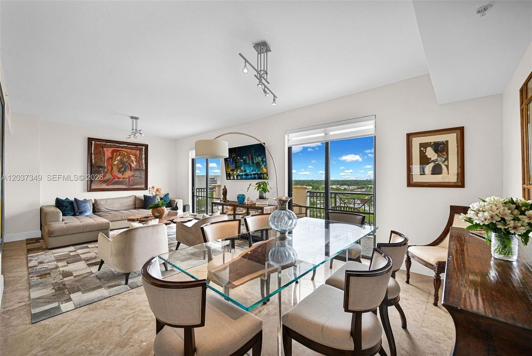 For Sale: $560,000 (2 beds, 2 baths, 1542 Square Feet)