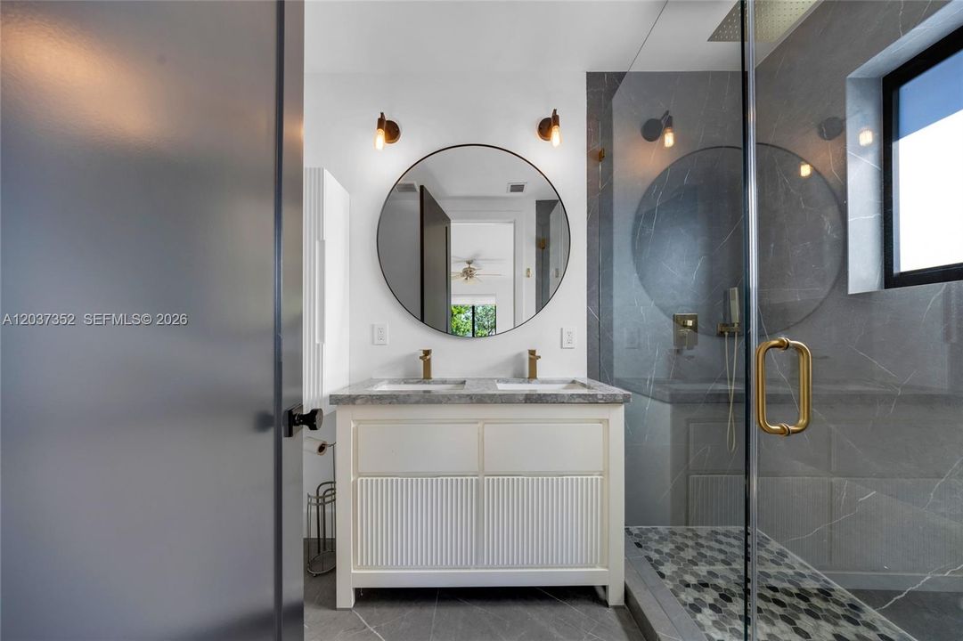 В аренду: $6,950 (3 спален, 3 ванн, 2041 Квадратных фут)
