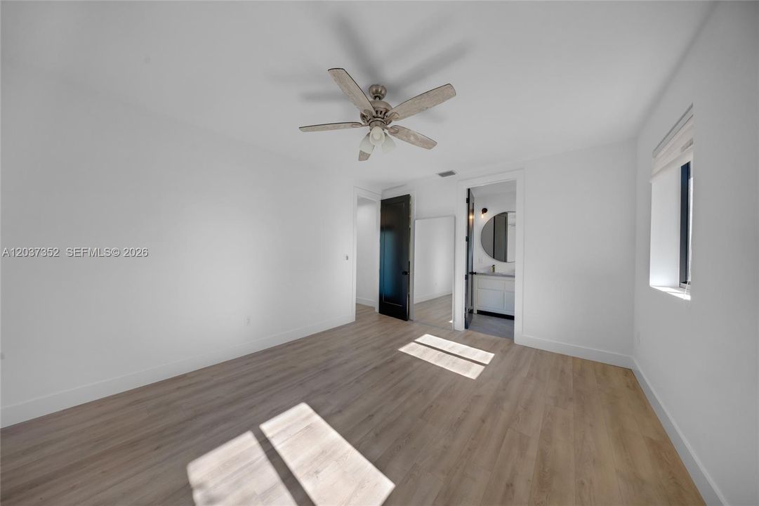 В аренду: $6,950 (3 спален, 3 ванн, 2041 Квадратных фут)