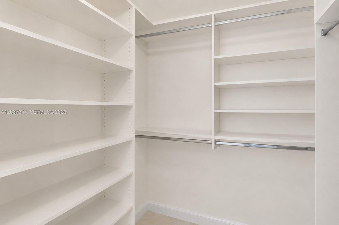 На продажу: $750,000 (2 спален, 2 ванн, 1108 Квадратных фут)