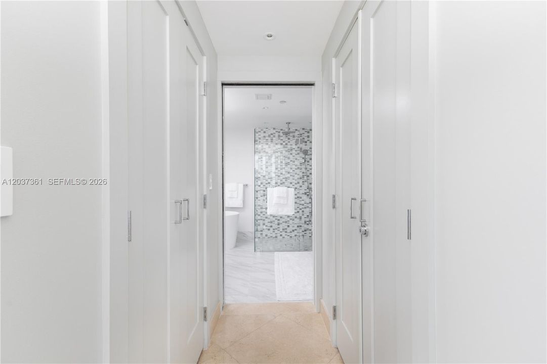 For Rent: $9,000 (2 beds, 2 baths, 1210 Square Feet)