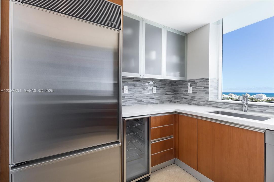 For Rent: $9,000 (2 beds, 2 baths, 1210 Square Feet)