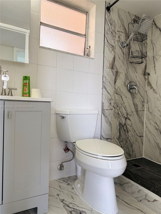For Sale: $389,900 (3 beds, 2 baths, 1337 Square Feet)