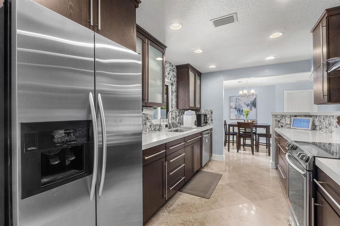 010-11832BanyanStreet-PalmBeachGardens-F