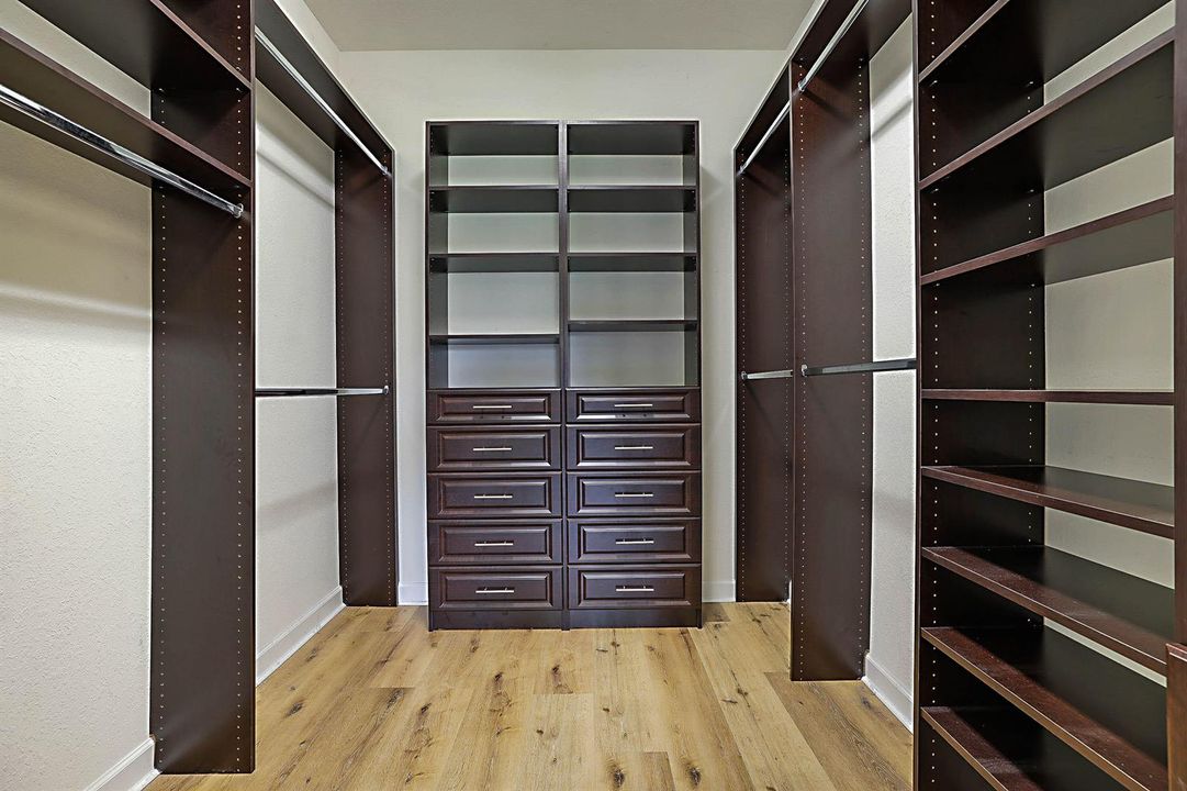 8904 Sea Chase Drive -25