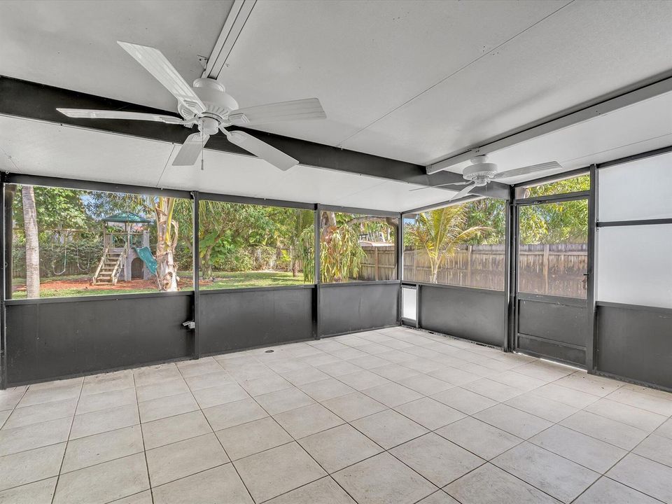 Screened Lanai