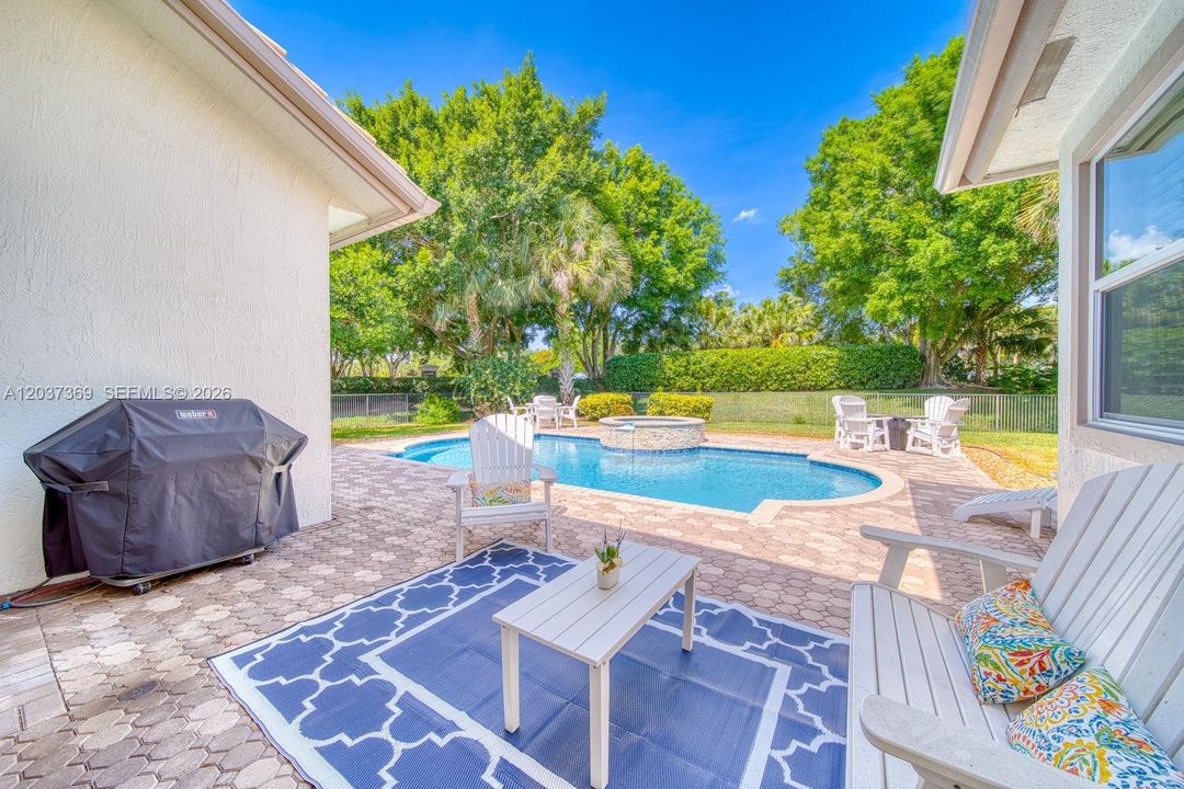 For Sale: $1,395,000 (5 beds, 3 baths, 3668 Square Feet)