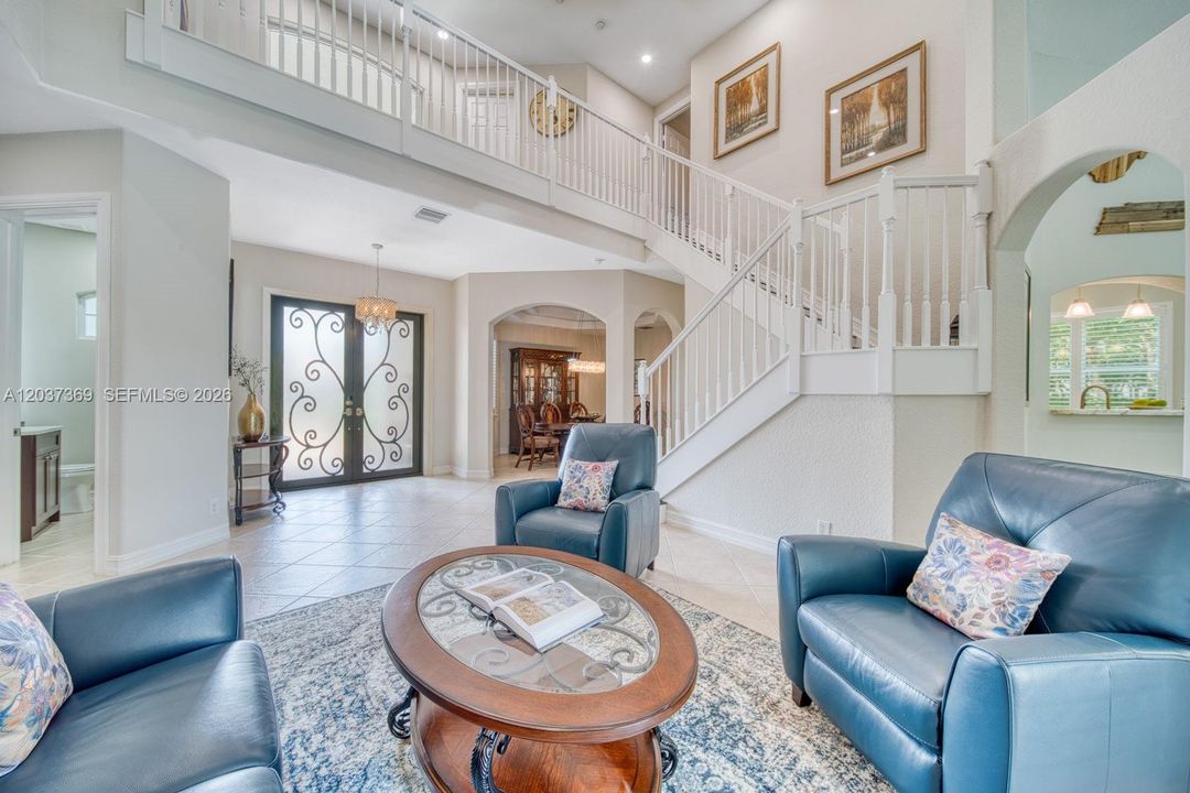 For Sale: $1,395,000 (5 beds, 3 baths, 3668 Square Feet)