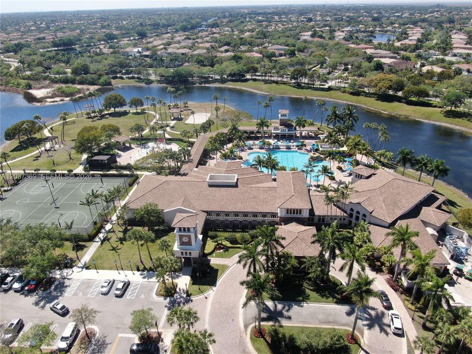 For Sale: $1,395,000 (5 beds, 3 baths, 3668 Square Feet)