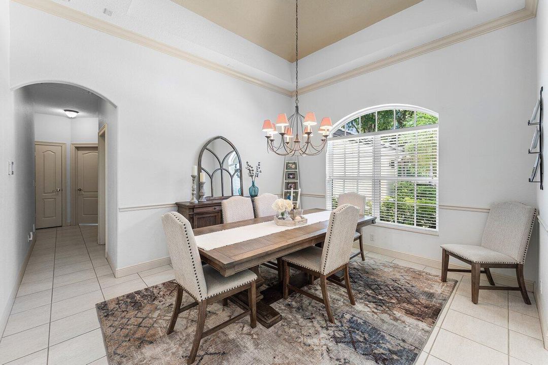 Formal Dining