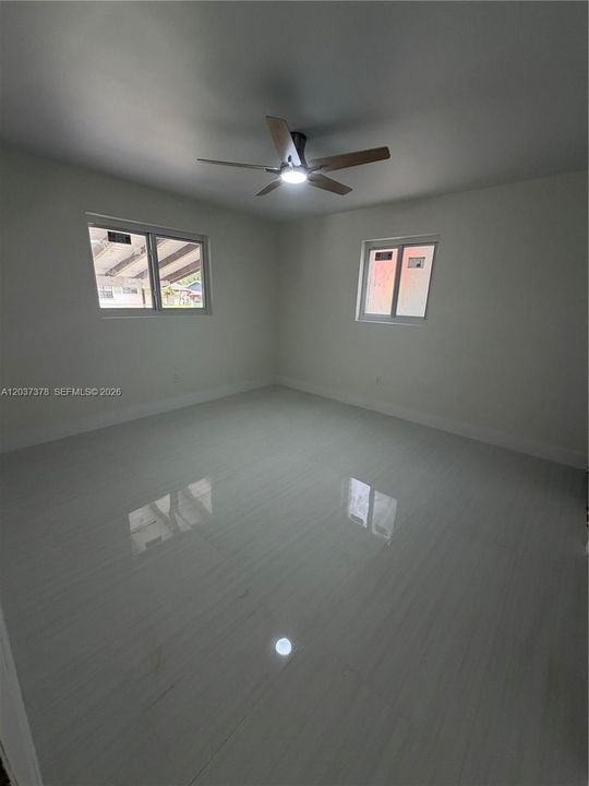 For Sale: $529,900 (3 beds, 2 baths, 1250 Square Feet)