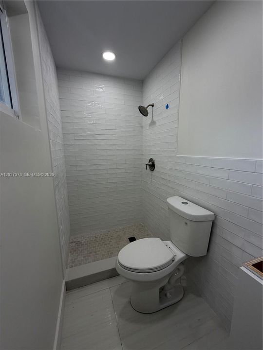 For Sale: $529,900 (3 beds, 2 baths, 1250 Square Feet)