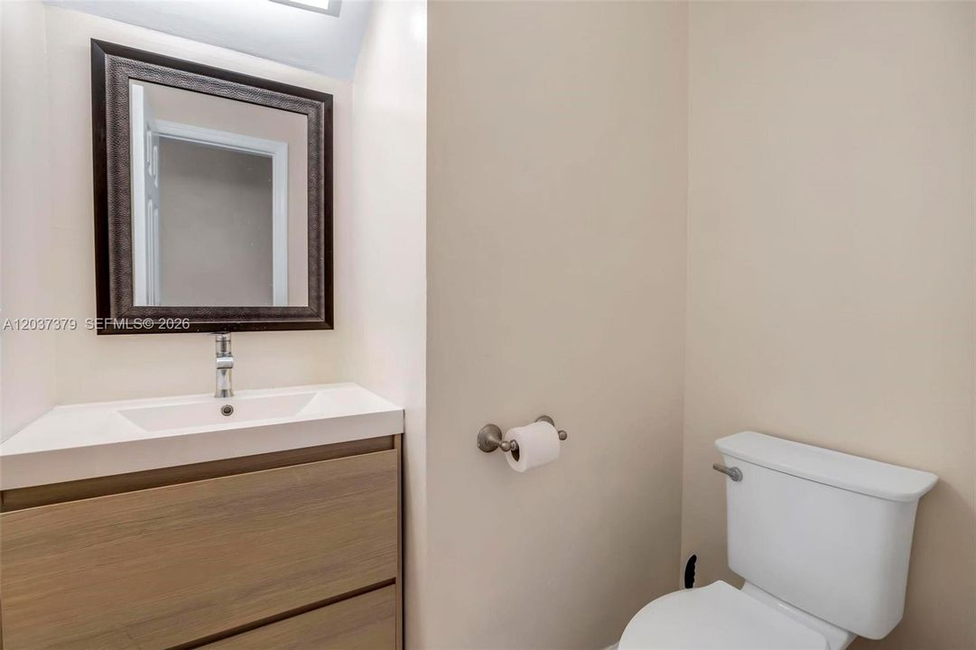 For Sale: $659,900 (4 beds, 2 baths, 2114 Square Feet)