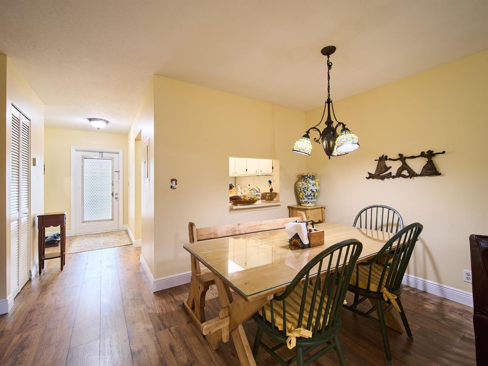 175 Lake Susan Lane West Palm Beach FL