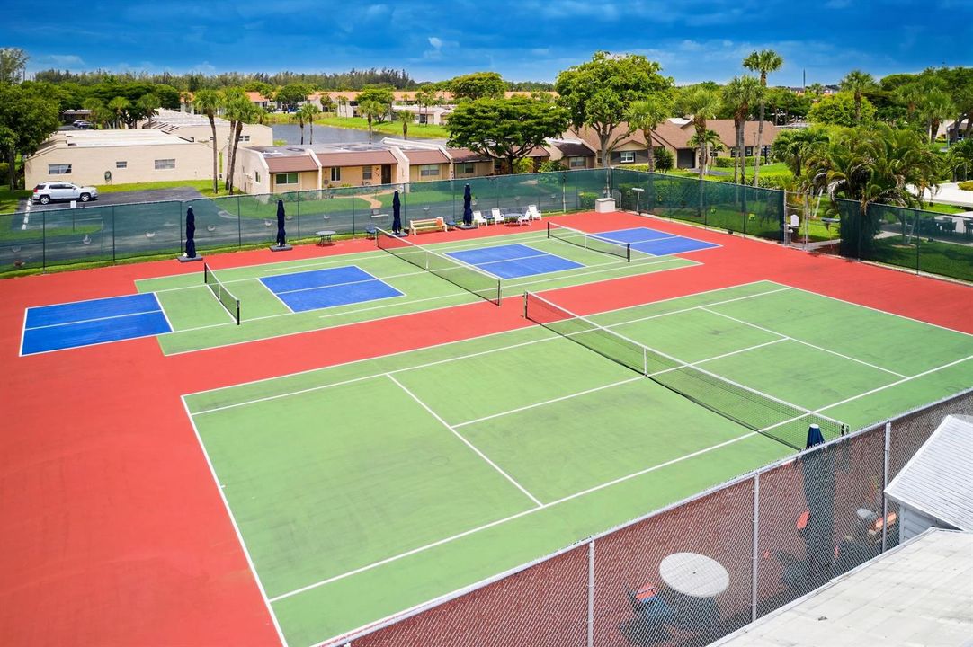 175 Lake Susan Lane West Palm Beach FL