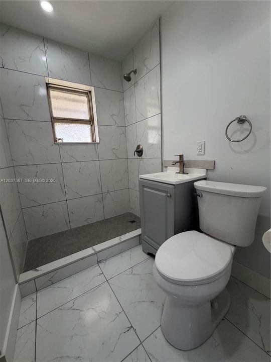 En Renta: $1,800 (1 camas, 1 baños, 1661 Pies cuadrados)