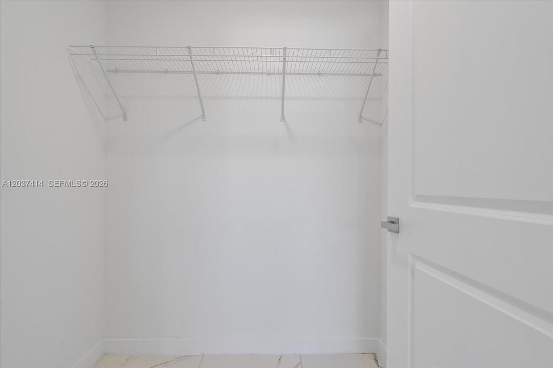 En Renta: $2,790 (2 camas, 2 baños, 833 Pies cuadrados)