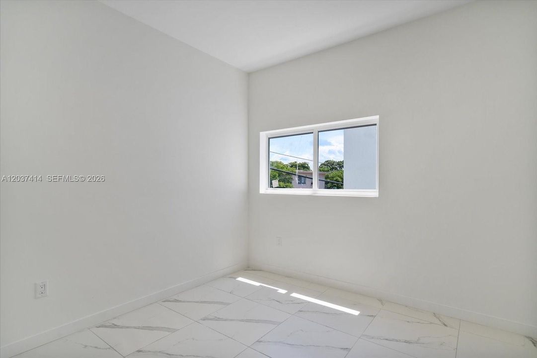 En Renta: $2,790 (2 camas, 2 baños, 833 Pies cuadrados)