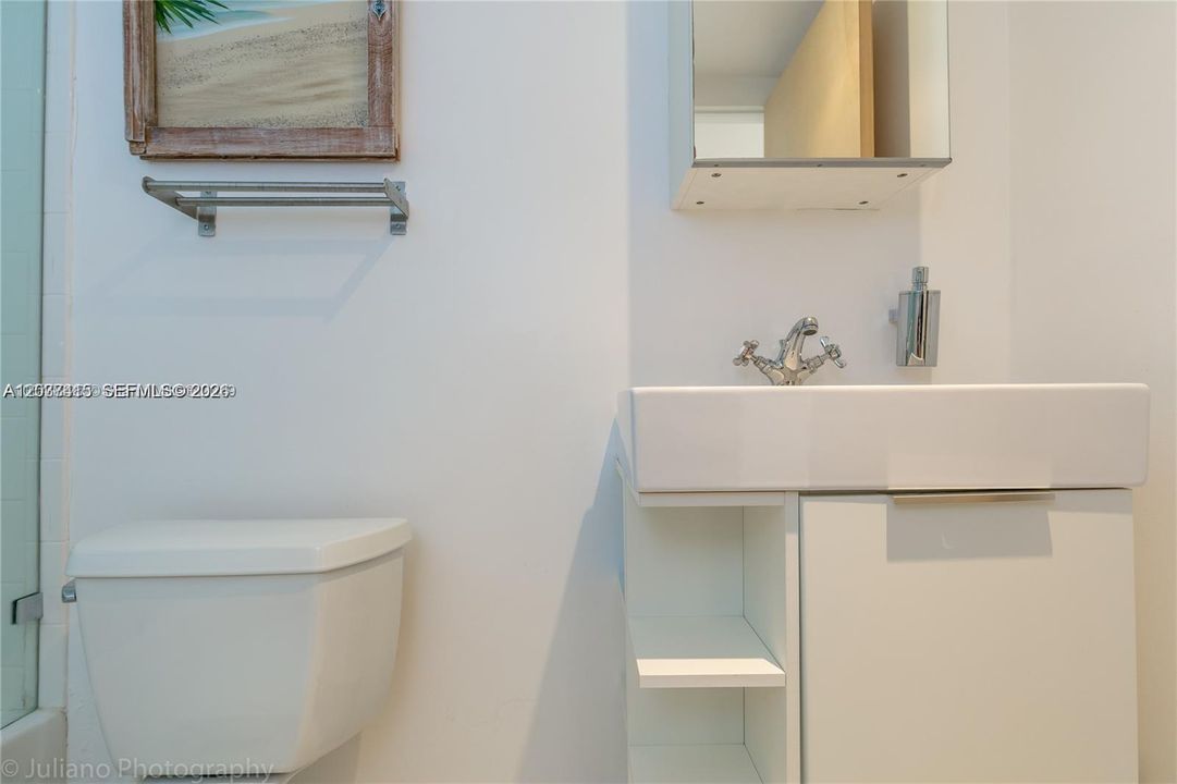 Active With Contract: $5,100 (2 beds, 2 baths, 1365 Square Feet)