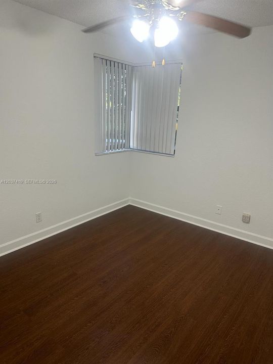 En Venta: $279,000 (2 camas, 2 baños, 963 Pies cuadrados)