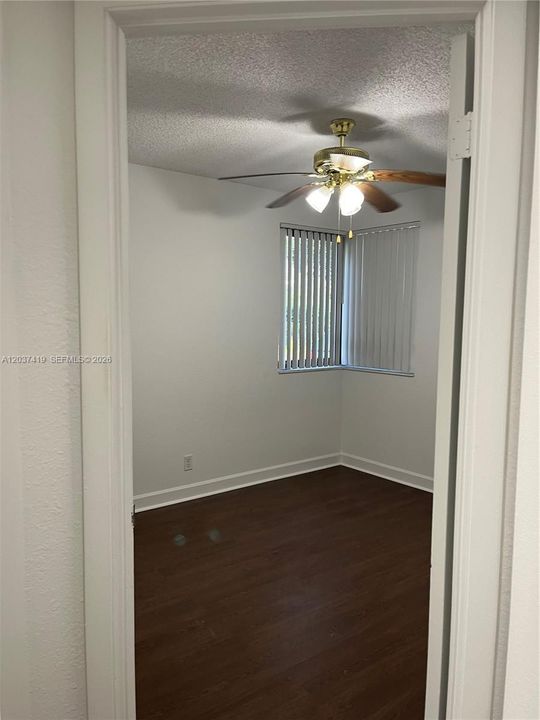 En Venta: $279,000 (2 camas, 2 baños, 963 Pies cuadrados)